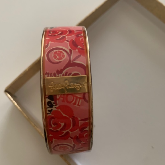 Lilly Pulitzer - Picture 2 of 2